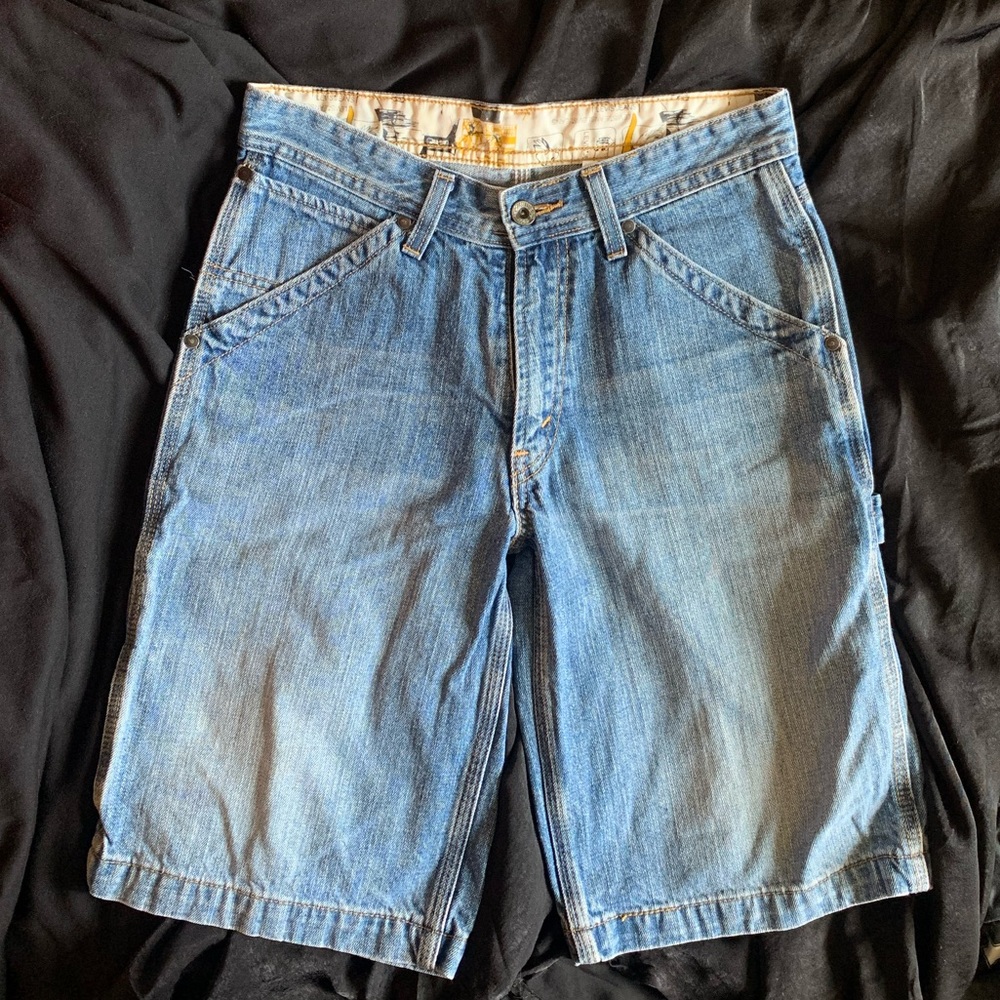 Levi’s painters cargo shorts